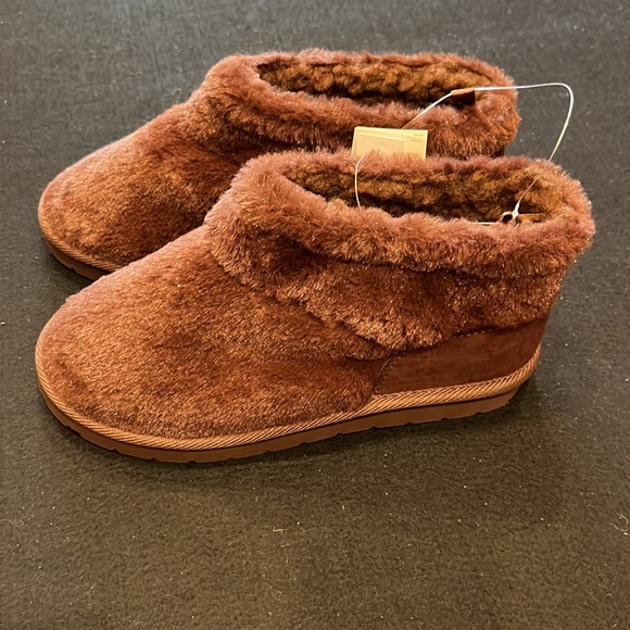 ✨Host Pick✨Gap Kids Cozy Sherpa Boots, Size 2 - Picture 2 of 4